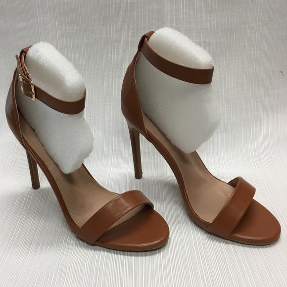 Daily Sexy Heels - Picture 2 of 7